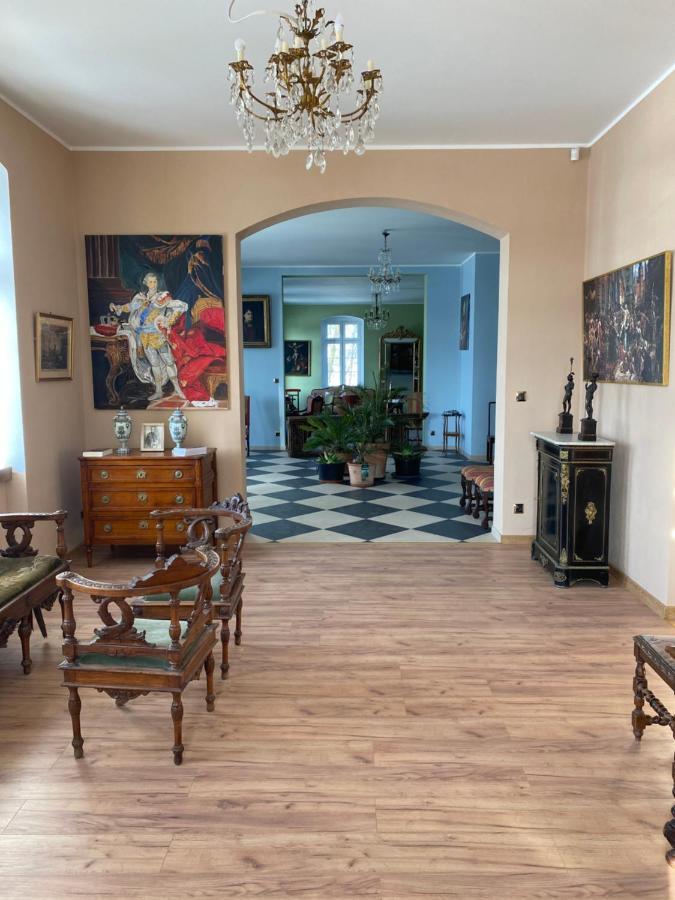 Palac Osowo Gostynskie Esterno foto