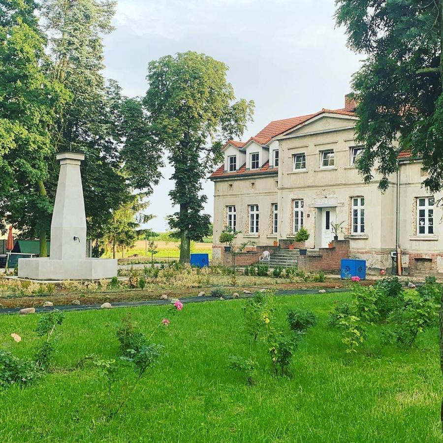 Palac Osowo Gostynskie Esterno foto